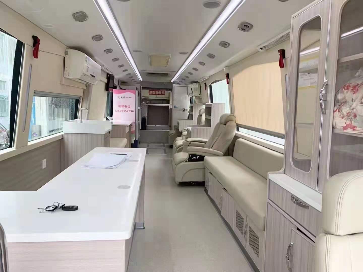 中大型 采血吃瓜91 献血吃瓜91 挪动采血站（大巴客吃瓜91式）