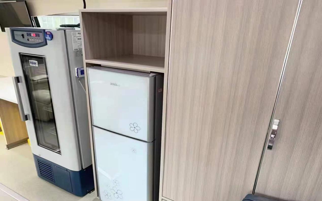 中大型 采血吃瓜91 献血吃瓜91 挪动采血站（大巴客吃瓜91式）